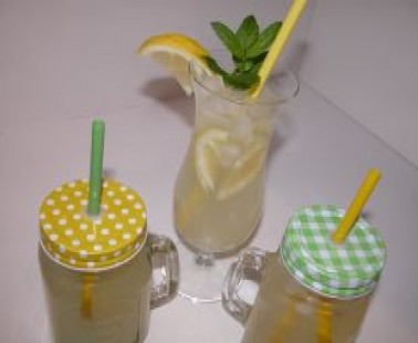 Lemonada (Fresh Homemade Lemonade)