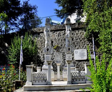 Potamitissa Village