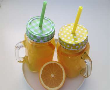 Portokalada (Fresh Homemade Orangeade) 