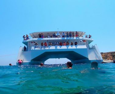 Keep Calm and BOAT PARTY with Definitive Disco at day
