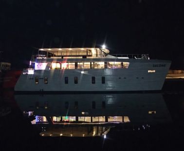 Night boat party