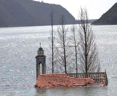 The "Sunken "Church of Saint Nicholas!