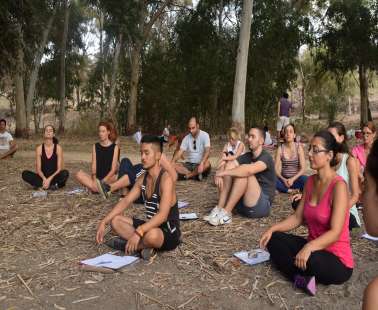 Yoga/Kung Fu and Vegetarian Picnic in the Park