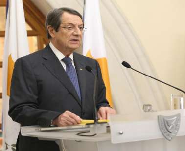 Άνοιγμα οικονομίας μέχρι τέλος άνοιξης εκτός απροόπτου