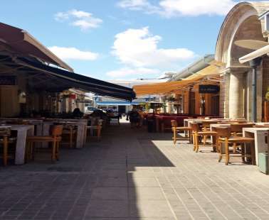 «Κλειστόν» από τις 7… άλλοι δεν άνοιξαν καθόλου.