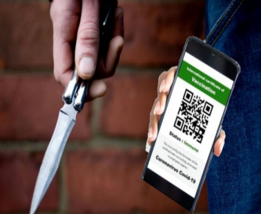 Μαχαίρωσε υπεύθυνο μαγαζιού για το safepass