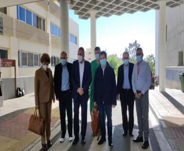 "Μην πυροβολείτε" γιατρούς και νοσηλευτές διαμηνύει ο Υπουργός Υγείας
