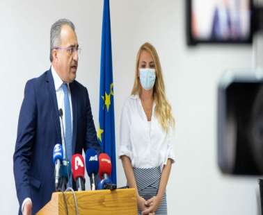 Εξετάζεται επιστροφή μαθητών με rapid test
