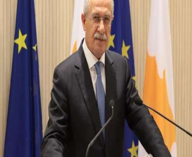 Υπ. Εργασίας: Όραμα οι αξιοπρεπείς μισθοί και συντάξεις