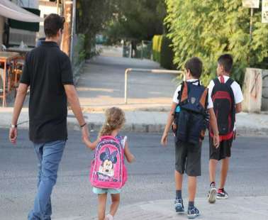 Μητέρα επιτέθηκε και χαστούκισε εφτάχρονο έξω από Δημοτικό Σχολείο