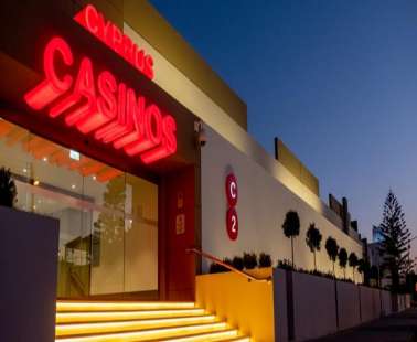 Έκανε πατέντα με τραπουλόχαρτα στο Casino και σάρωνε στο «Ultimate Texas»