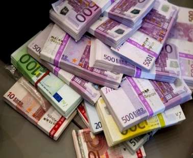 Πλεόνασμα €587 εκατ της Κυβέρνησης το πρώτο 9μηνο