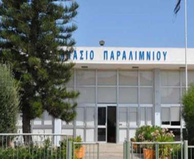 Ήταν θετική και η κόρη, αλλά πήγε κανονικά στο σχολείο