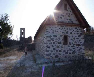 Εκκλησία Αγίου Ιωάννη του Ελεήμονος στο χωριό Βίκλα