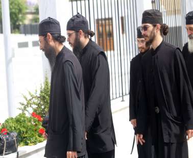 «Έλυσαν τη σιωπή τους» οι μοναχοί