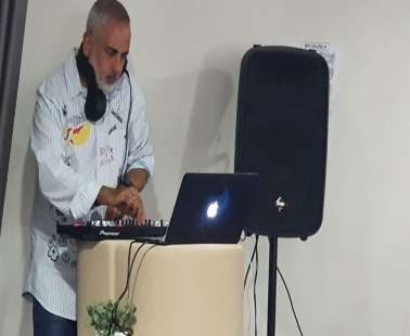 Ταξίδι στην Ελλάδα με Dj τον Υφυπουργό Ναυτιλίας
