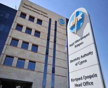 Πιέσεις στην κυβέρνηση για μείωση της τιμής του ρεύματος