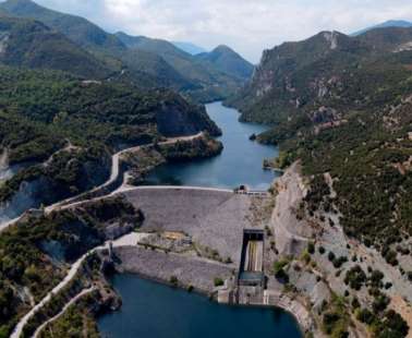 Μητέρα πέταξε το 11 μηνών βρέφος της σε φράγμα