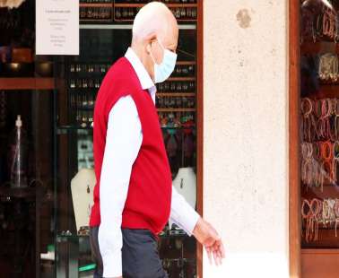 Ανοιχτό το ενδεχόμενο για μη χαλάρωση των μέτρων
