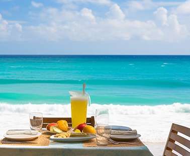 Where to go for food and drinks near the beach