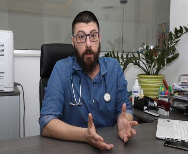 Δρ. Τσιούτης, Δικαιολογημένοι οι πολίτες να διστάζουν