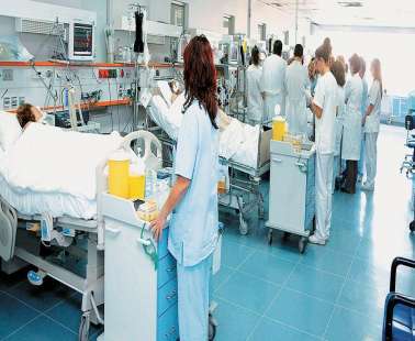Καλύτερα να κλείσουν νοσοκομεία αν κάποιοι δεν αλλάζουν μυαλά