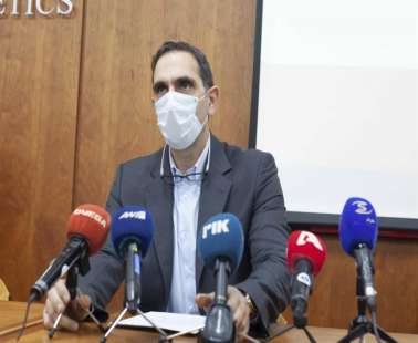 Αερολογίες, Υπουργέ