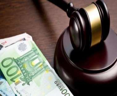 Δύο στους τρεις δεν πλήρωσαν τα πρόστιμα κορωνοϊού