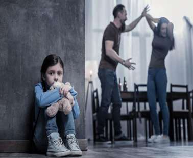 Κτύπησε κόκκινο η οικογενειακή βία