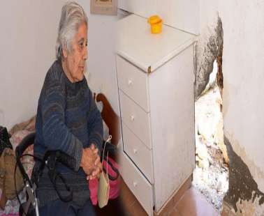 Συγκλονισμός από τις συνθήκες διαβίωσης 74χρονης