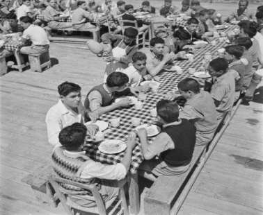 Ο νόμος για ανήλικους που έπιασε στον ύπνο το κράτος και το πρώτο αναμορφωτήριο