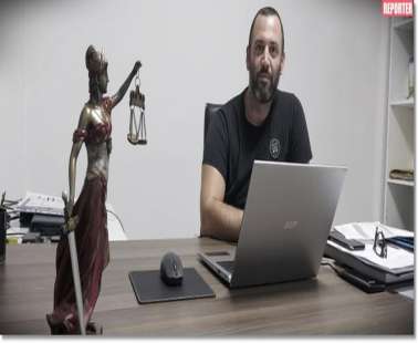 Εβκήκα που το σχολείο, τώρα είμαι δικηγόρος…