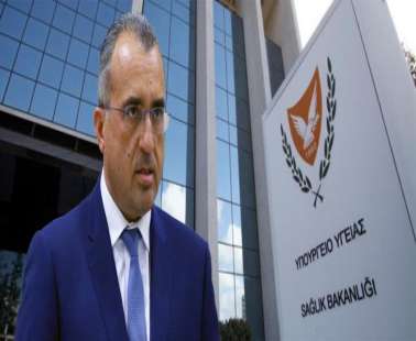 Υποχρεωτική άδεια και αποκοπή μισθού στους ανεμβολίαστους
