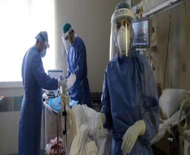 Εκτόξευση κρουσμάτων στην Κύπρο με πάνω από 700 κρούσματα