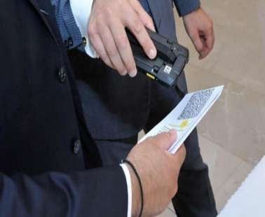 Υποψήφιος Πρόεδρος πήγαινε δουλειά χωρίς safepass και καταγγέλλει ότι του έκοψαν το μισθό