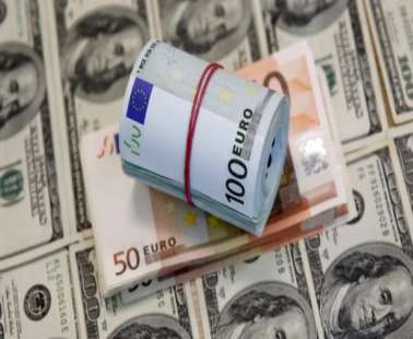 Ευρώ και δολάριο κοντά στην απόλυτη ισοτιμία