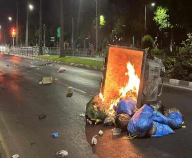 Μολότοφ, κροτίδες και δακρυγόνα στη Λεμεσό