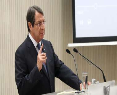 Πρόεδρος: Εξετάζονται τρόποι αντιμετώπισης του αντίκτυπου από κυρώσεις κατά Ρωσίας