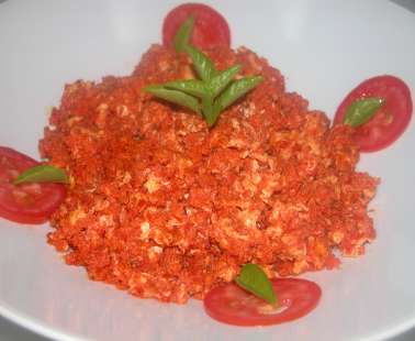 Pomilorotiania (Tomatoes with eggs)