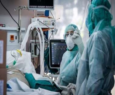 Πόσοι από αυτούς που νοσηλεύονται στις ΜΕΘ είναι εμβολιασμένοι