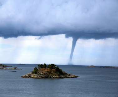 The meteorological phenomenon of waterspout