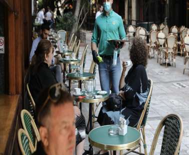 Απανωτές ακυρώσεις στους χώρους εστίασης