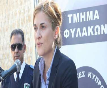 Αριστοτέλους - Αξιωματικός έψαχνε επίμονα από βαρυποινίτη βίντεο μου