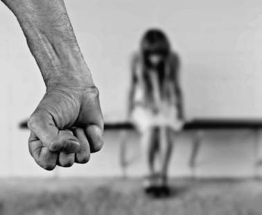 Ανήλικοι βίαζαν 22χρονη με νοητικά προβλήματα