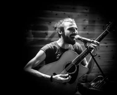 Γιώργος Πέδιλας live @Rebelio