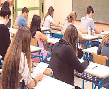 Μαθητές δεν παρουσίασαν τεστ την πρώτη μέρα
