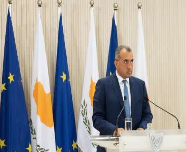 Χριστούγεννα σε συνθήκες lockdown για τους ανεμβολίαστους