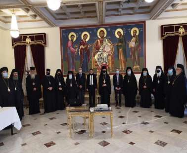 Η Ιερά Σύνοδος καλεί την Κυβέρνηση να επανεξετάσει το υγειονομικό πρωτόκολλο για εκκλησιασμούς