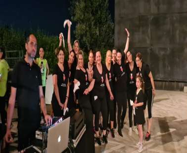 Χορεύοντας Parumba