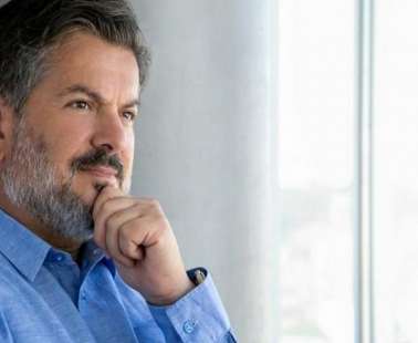 Deltacron: Η ιστορία μιας (ανύπαρκτης) «σούπερ» μετάλλαξης του κορωνοϊού